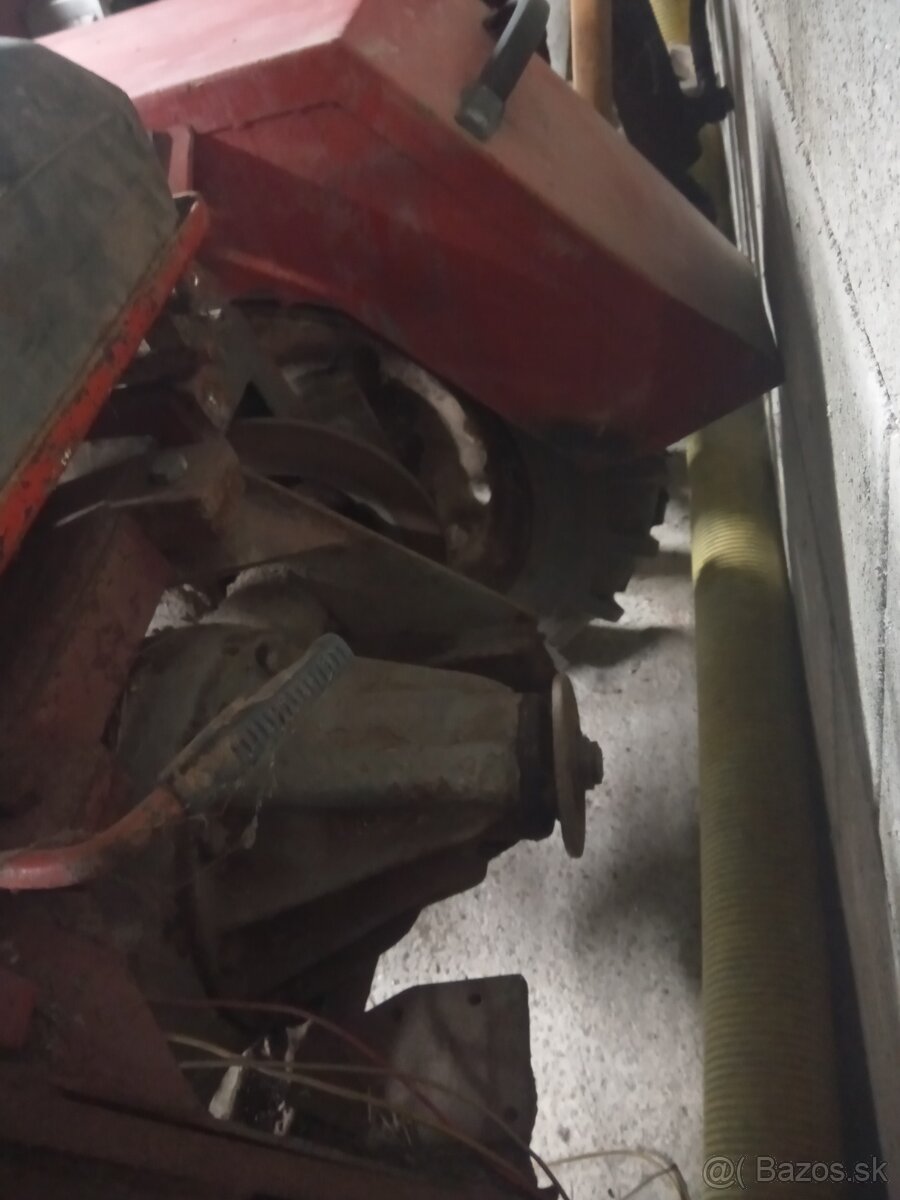 Predám napravi na malotraktor - 2
