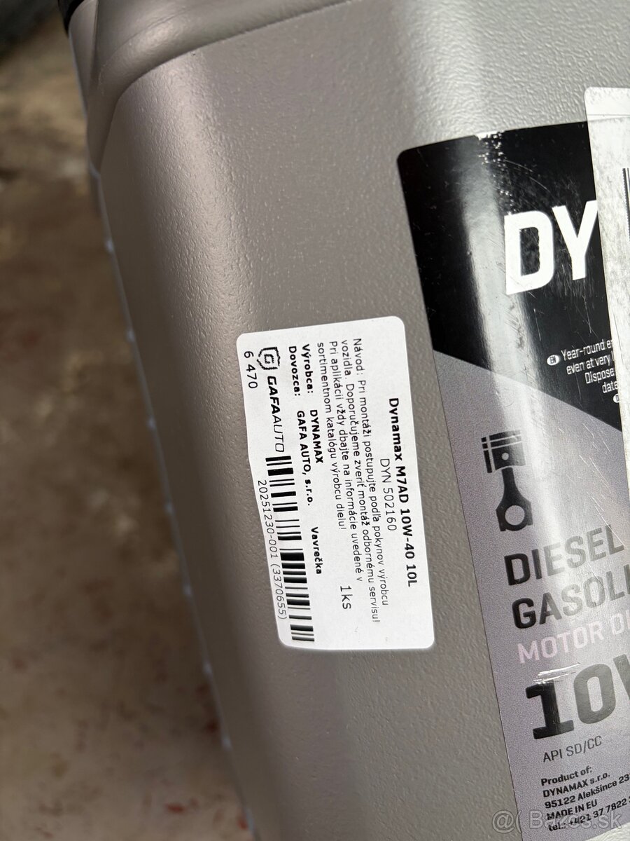 Motorový olej Dynamax 10w40 - 2
