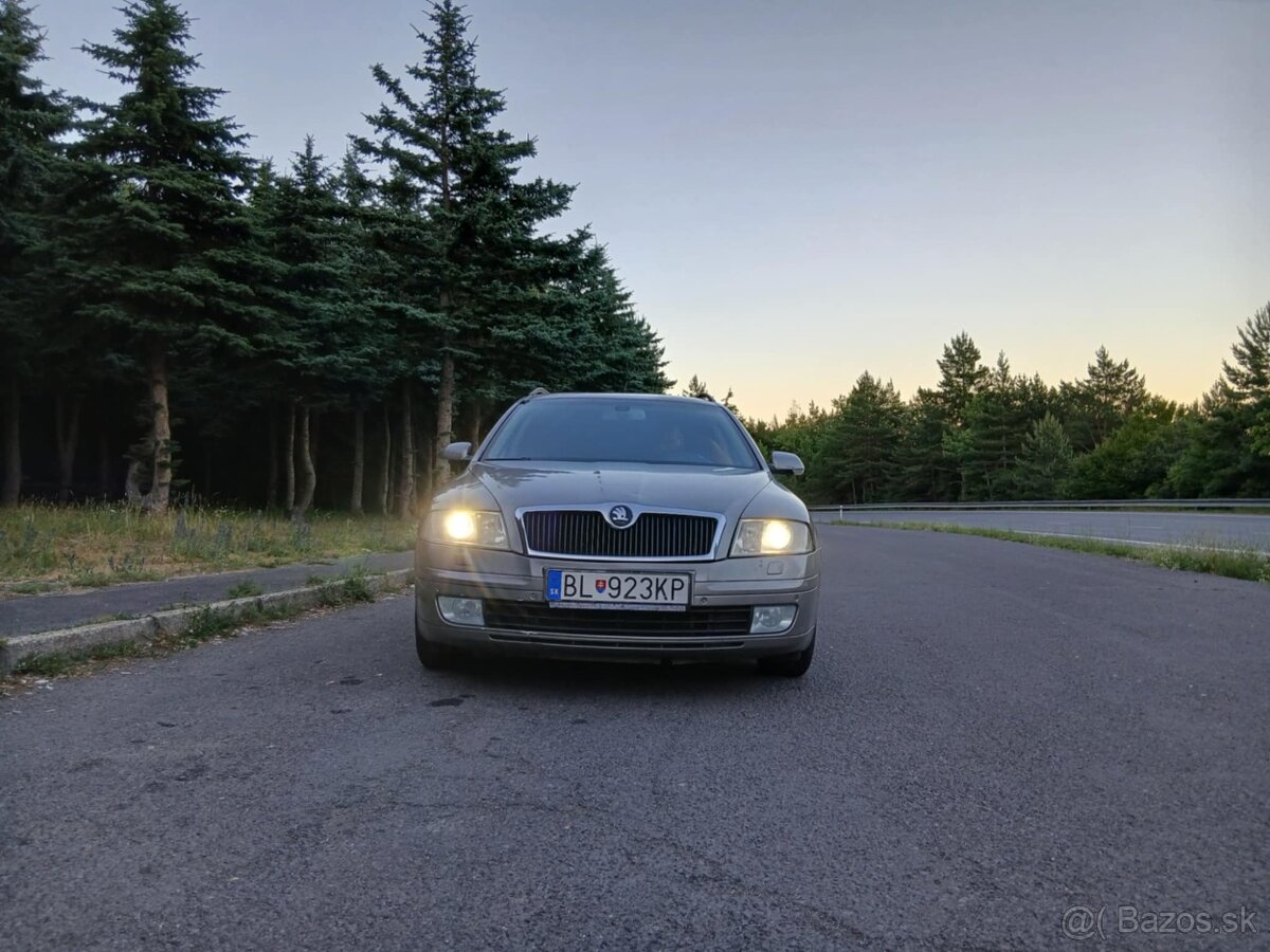 Škoda Octavia - 2
