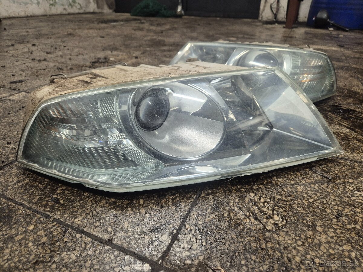 Predám Xenóny na Škoda Octavia II 2 predface - 2