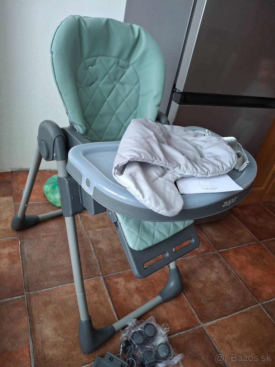 Jedálenská stolička - 2