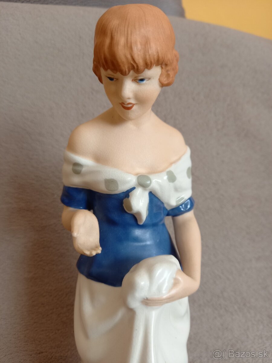 Soska Royal dux dama s huskami - 2