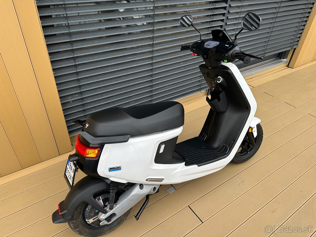 Predám elektrický skúter NIU MQi+Sport - 2