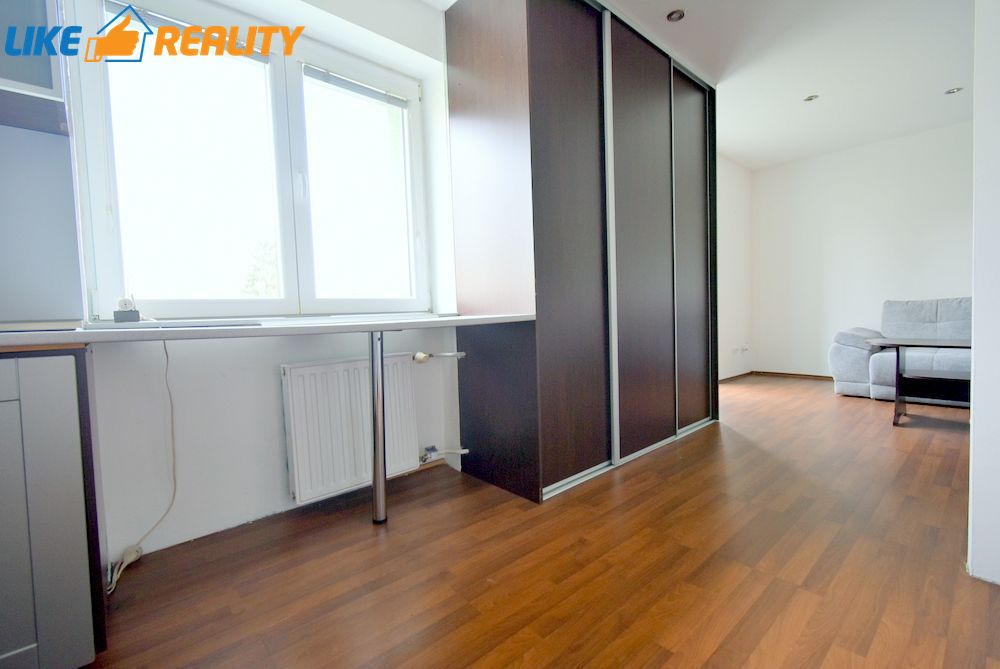 PREDAJ 1 izbový byt so zväčšeným balkónom Priekopa - 2