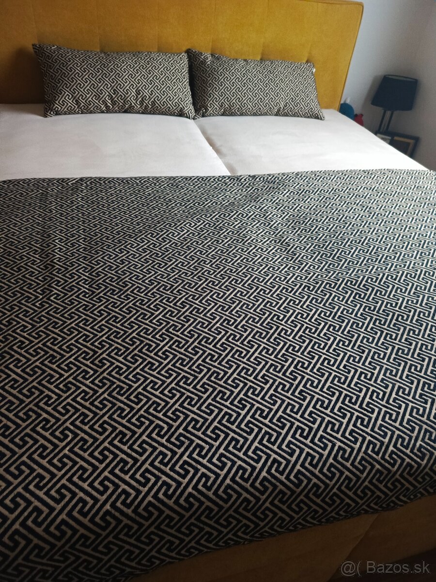 Prehoz na posteľ - 2