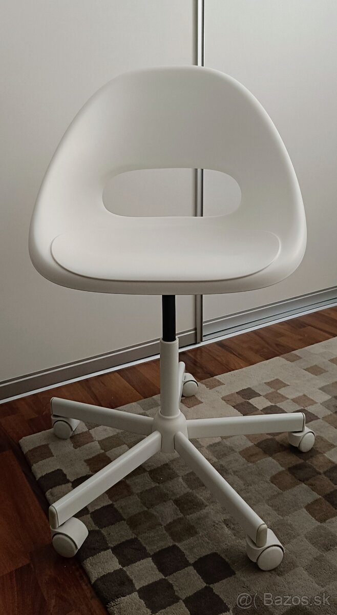 Stolicka Ikea Loberget biela - 2