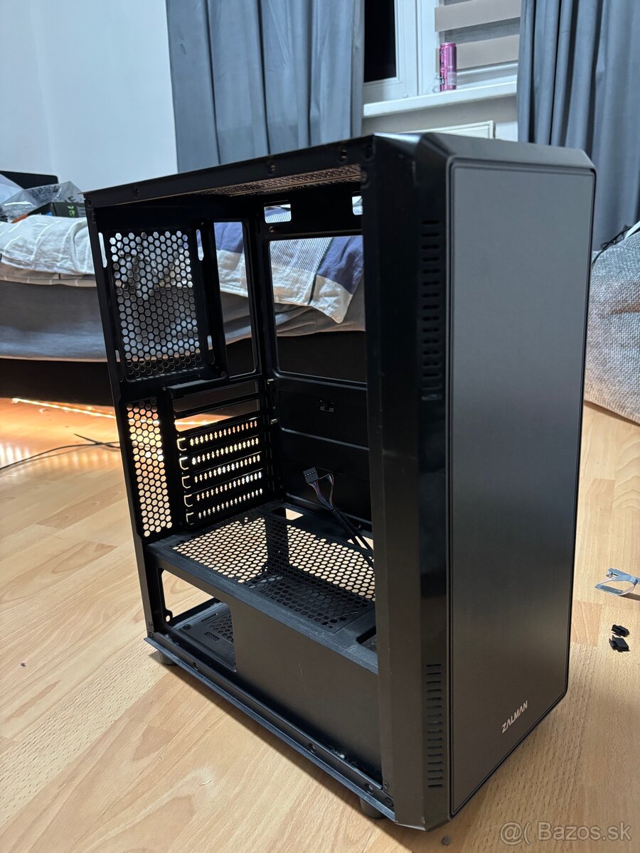 PC skriňa - 2
