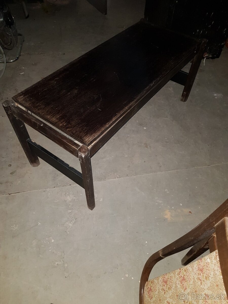 Stoličky, kreslá, stolíky - 2