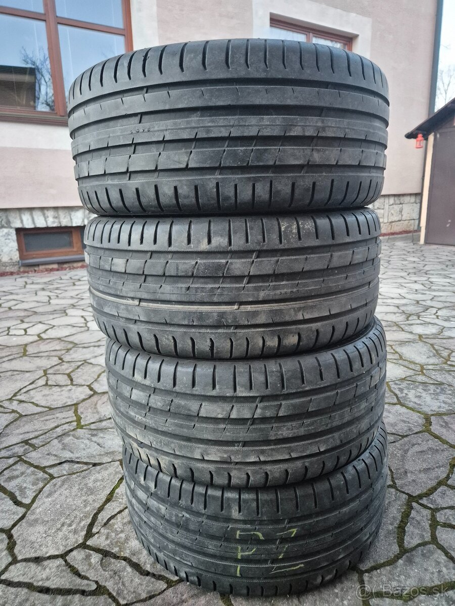 235/45 R17 NOKIAN - 2