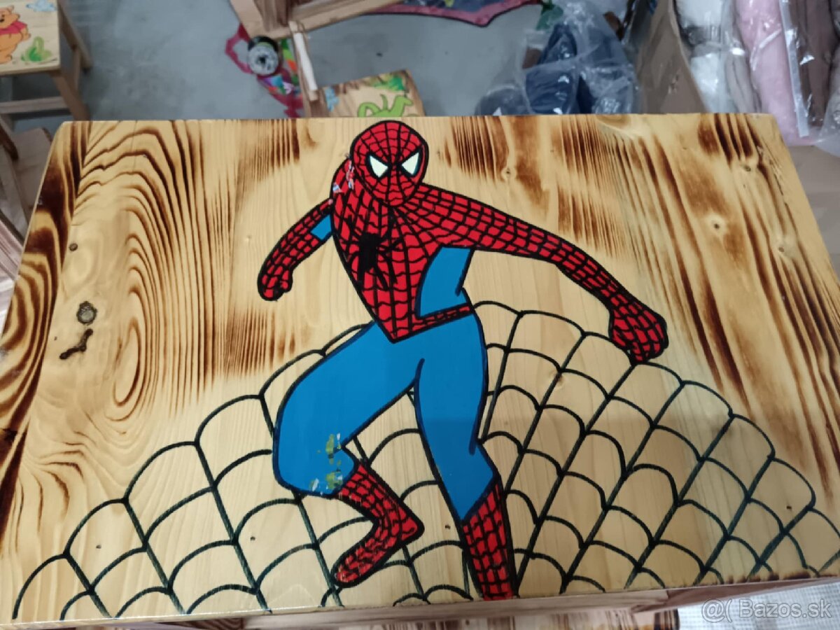 Drevený stolík - 2