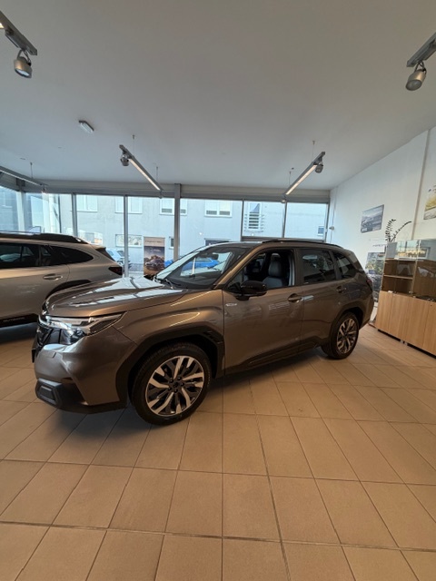 Subaru FORESTER 2.0i- MHEV PREMIUM - 2