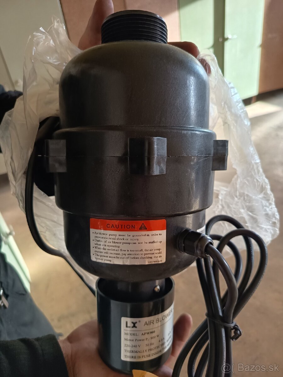 Vzduchová pumpa do jacuzzi - 2