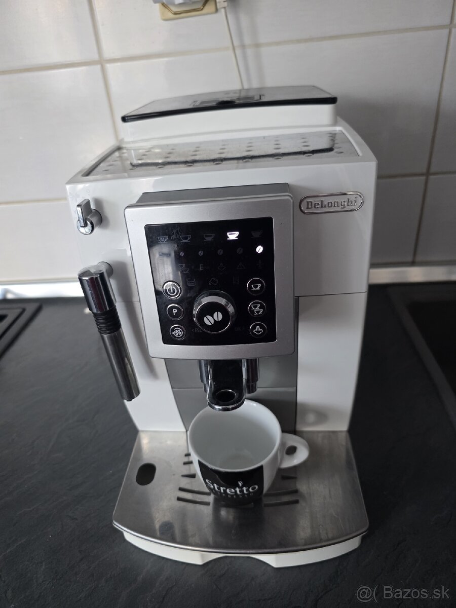 Kavovar Delonghi - 2