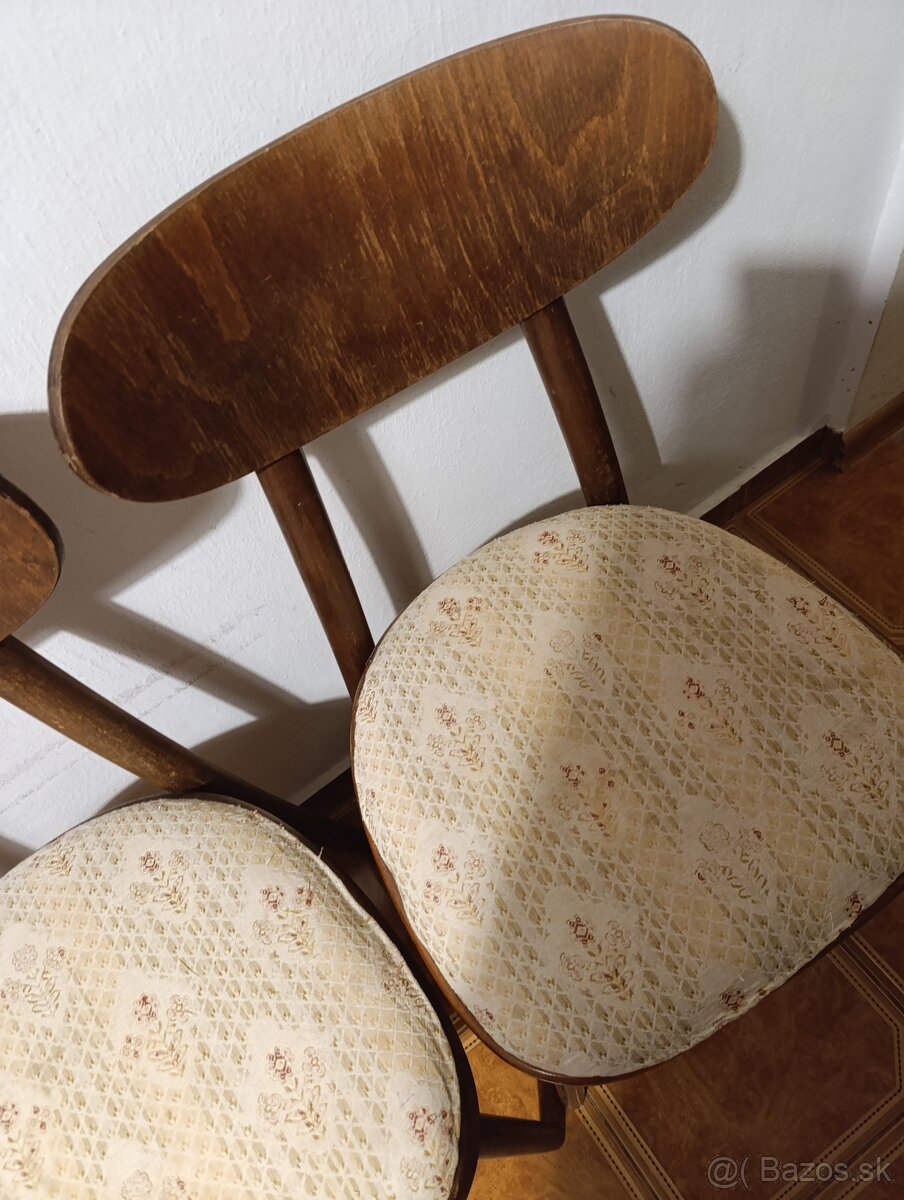 Drevené stolicky - 2