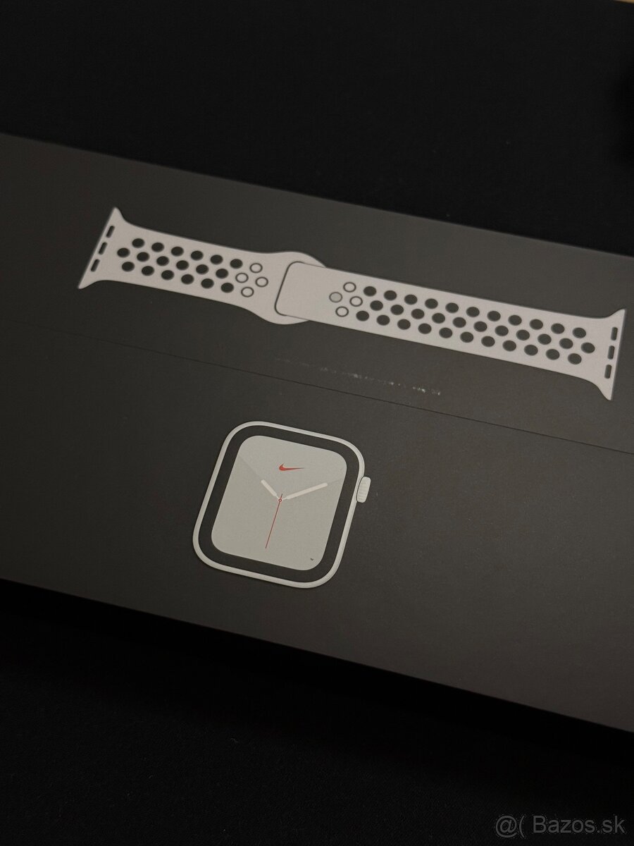 Apple Watch Series 6 40mm Nike - 2