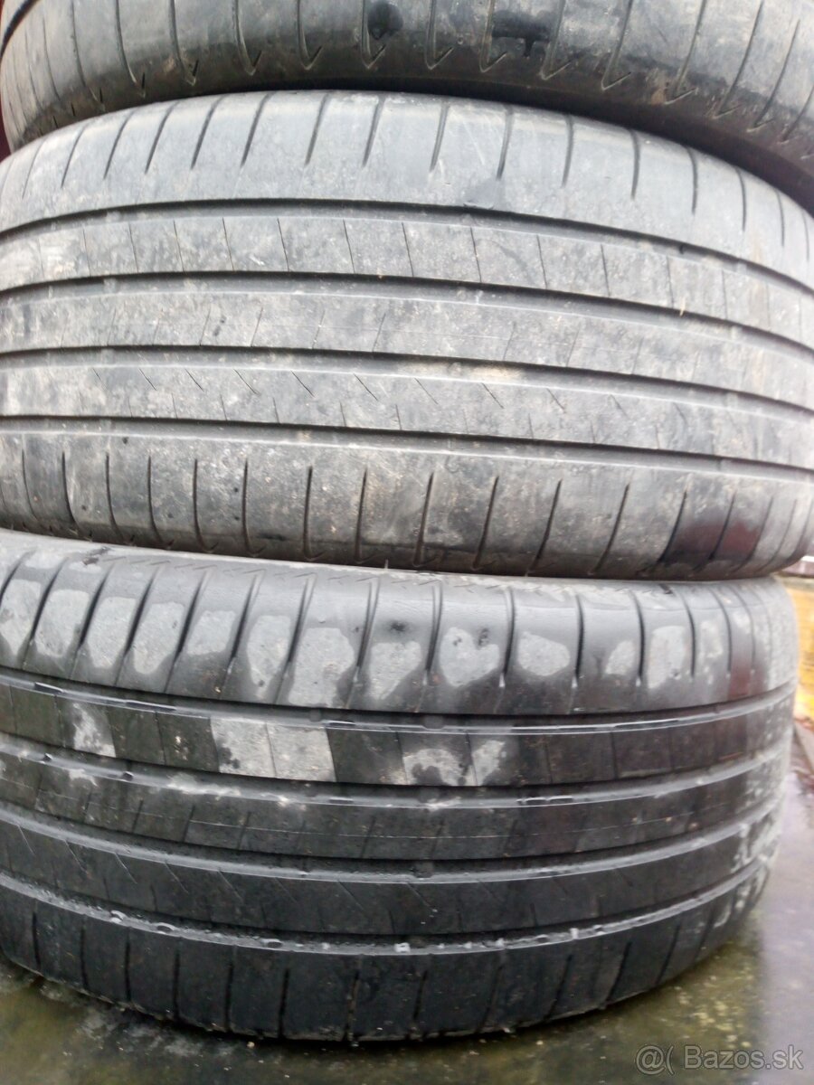 255/50 R20 - 2