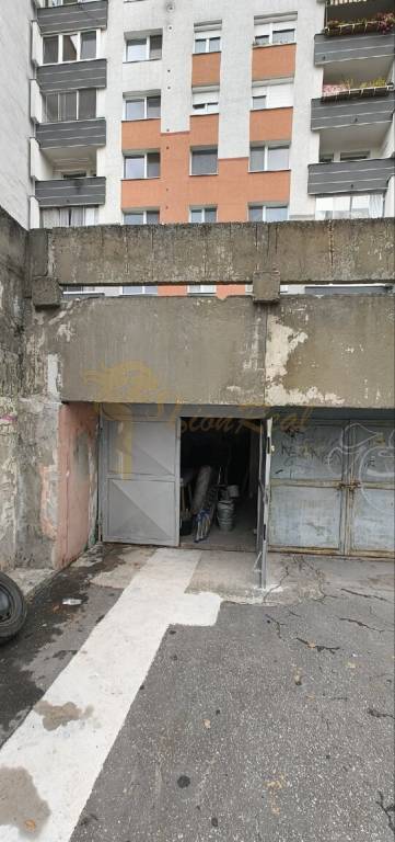 garáž, Dudvažská ul., Podunajské Biskupice - 2