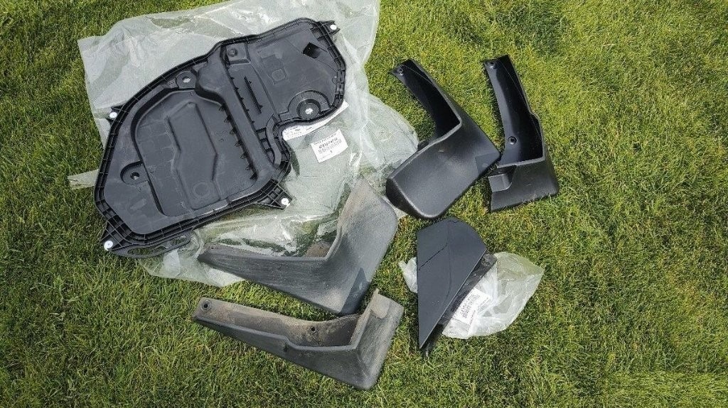 Rozne veci pre Toyota C-HR CHR 2016 - - 2