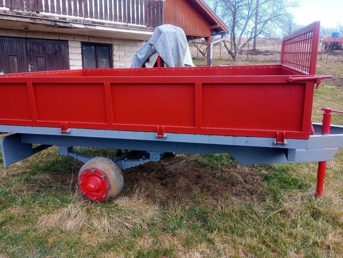 Vyklapacia vlečka - 2