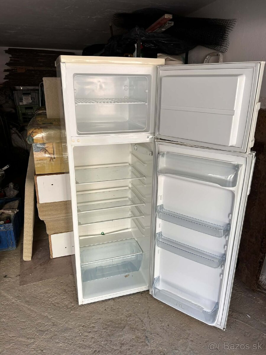 Chladnička s mraznickou - 2