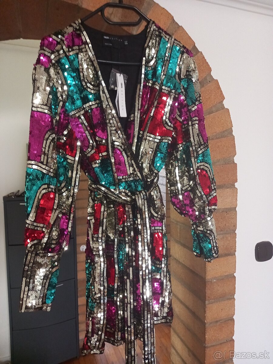 Extravagantne flitrove šaty - 2