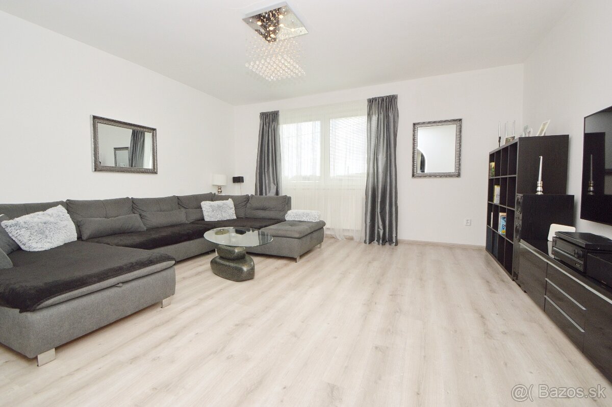 Predaj 5i rodinný dom s 1483 m2 pozemkom,pivnica, Dunakiliti - 2