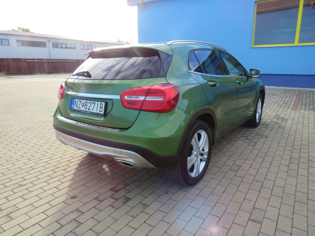 MERCEDES-BENZ GLA 200 d E6 Automat 136 PS - 2