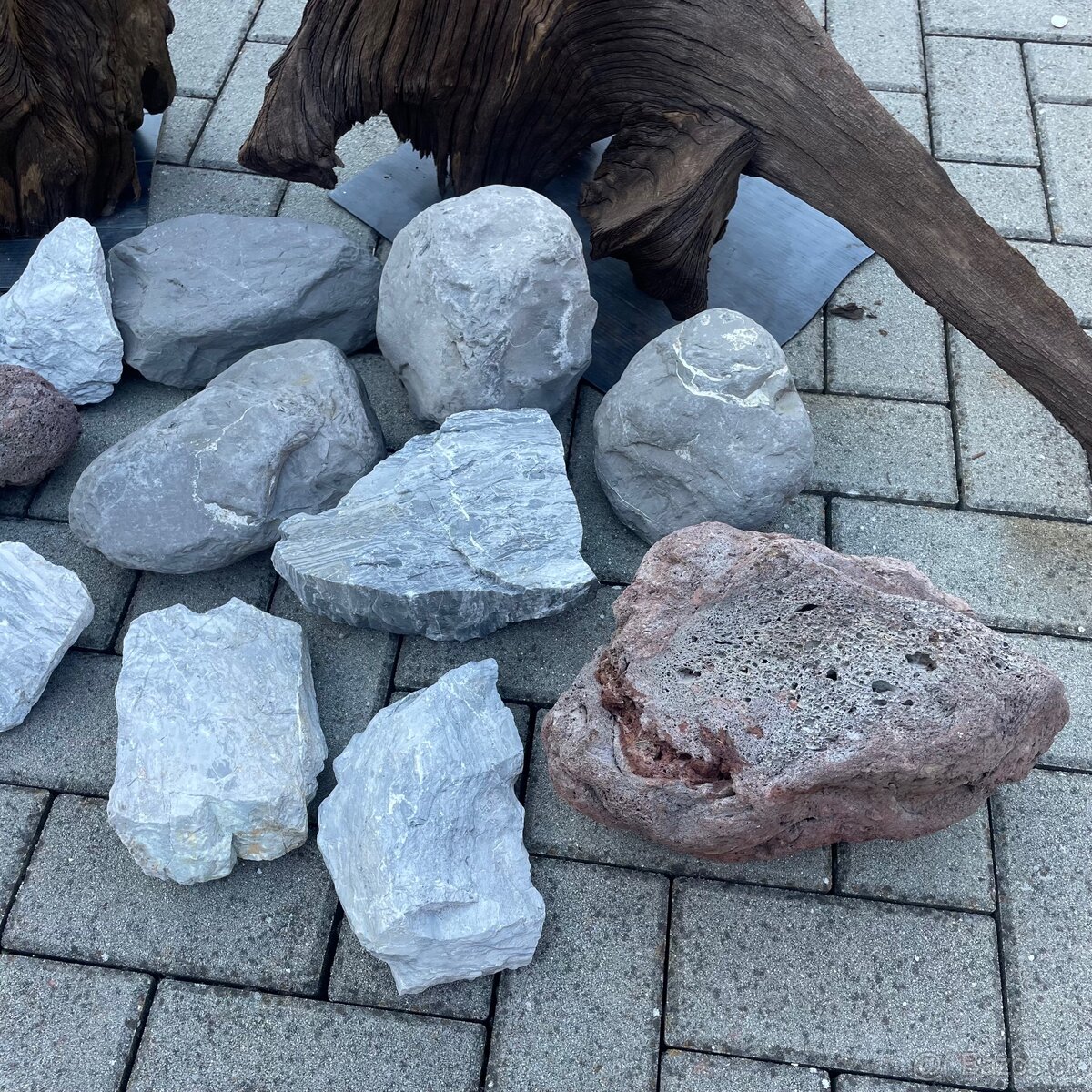 Korene a akvarijné kamene (Seiryu/mramor + láva) - 2