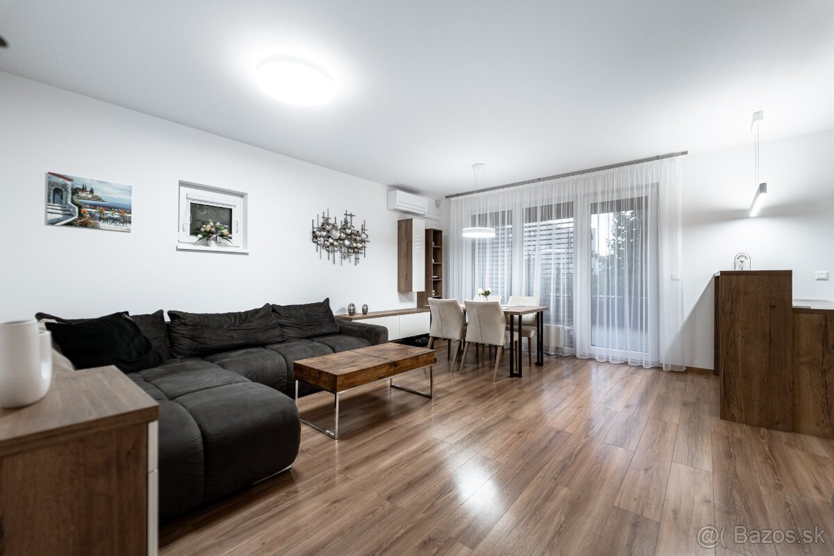 3i byt, ul. Strážovská 10 - NOVÁ TERASA, 79m2, terasa 25m2, - 2