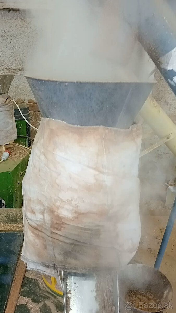 Peletovací lis, peletovač na peletovanie mokrej piliny - 2