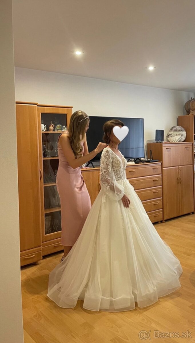 Svadobné šaty + spodnica s kruhom - 2