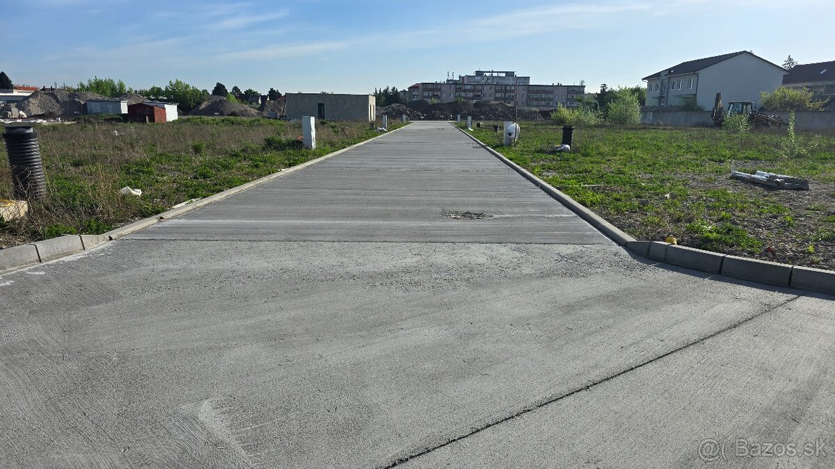 Na predaj stavebný pozemok v meste Skalica – 882 m² - 2