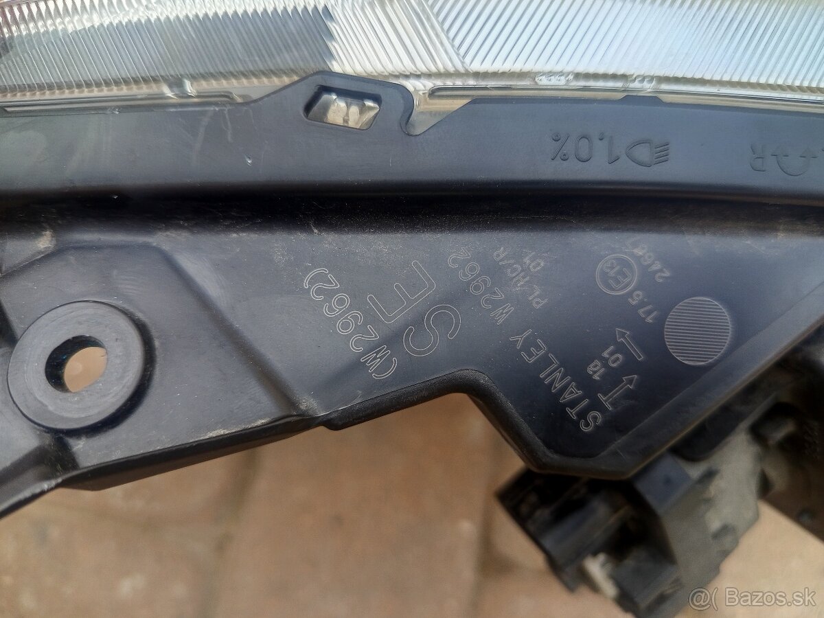 Svetlo Suzuki Swift - 2