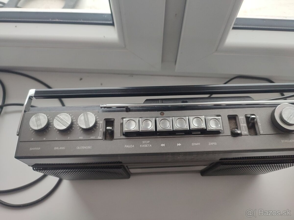 Rádio kazeťak - 2