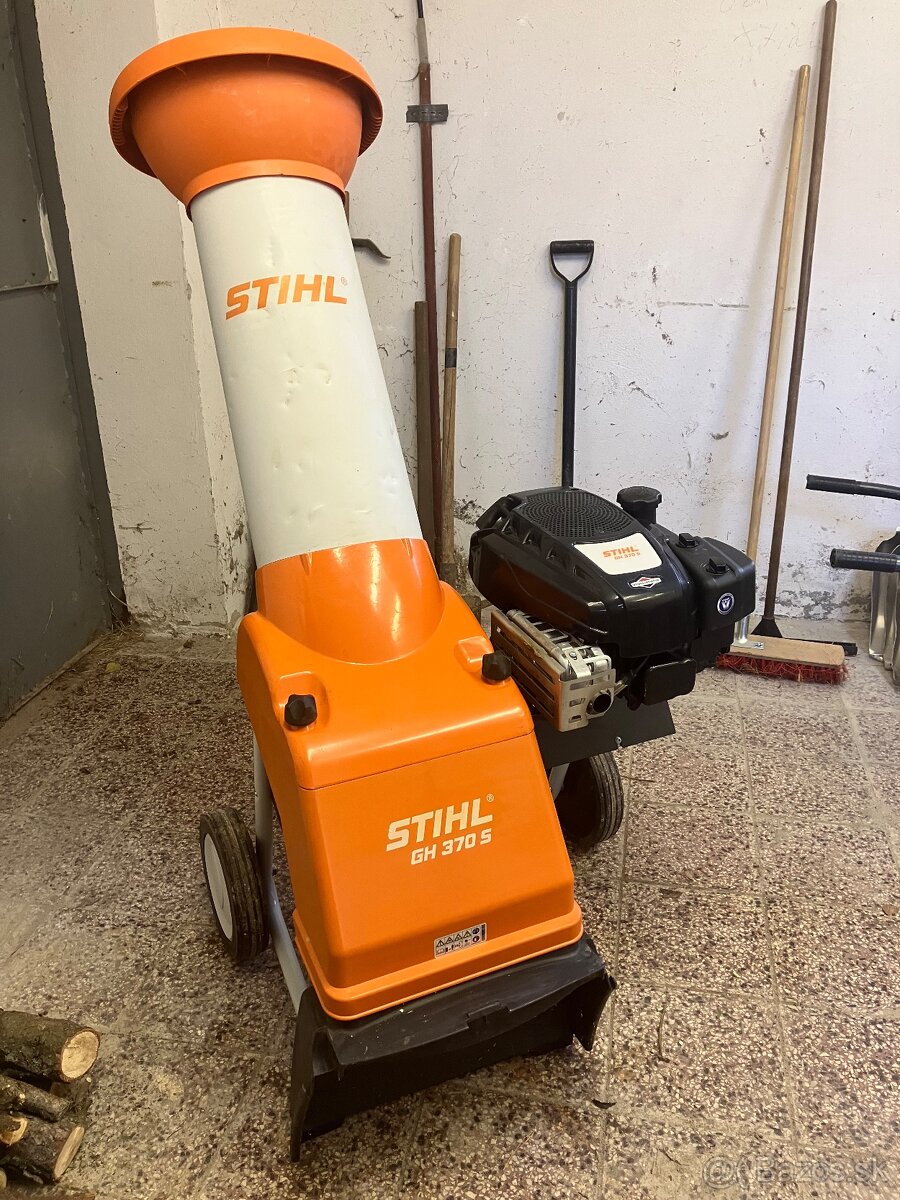 Benzínový drvič konárov stihl - 2