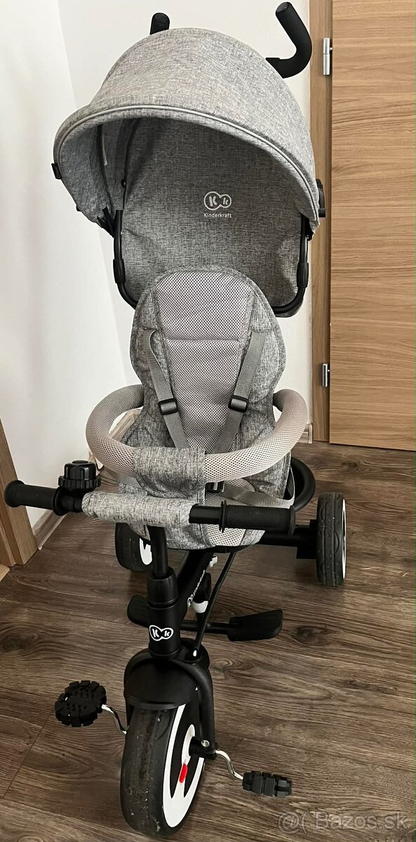 Kinderkraft trojkolka sivá - 2
