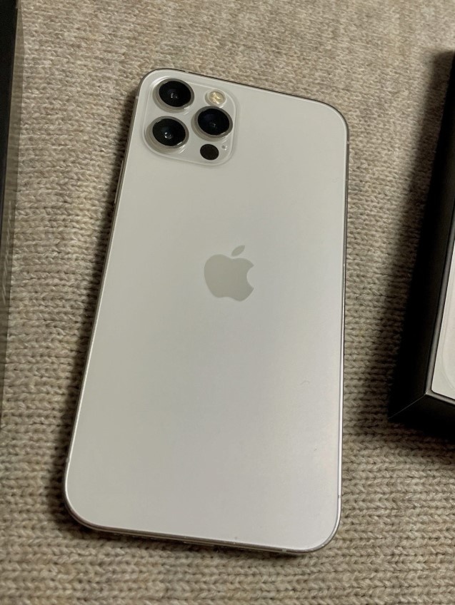 Apple iPhone 12 Pro Silver - 512GB - 2