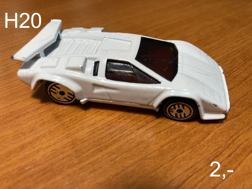 Predam Matchbox a hot wheels - 2