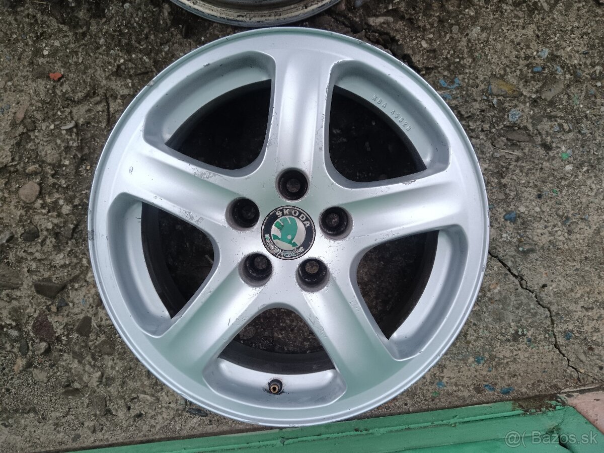 Predam elektrony 5x100 r15 skoda - 2