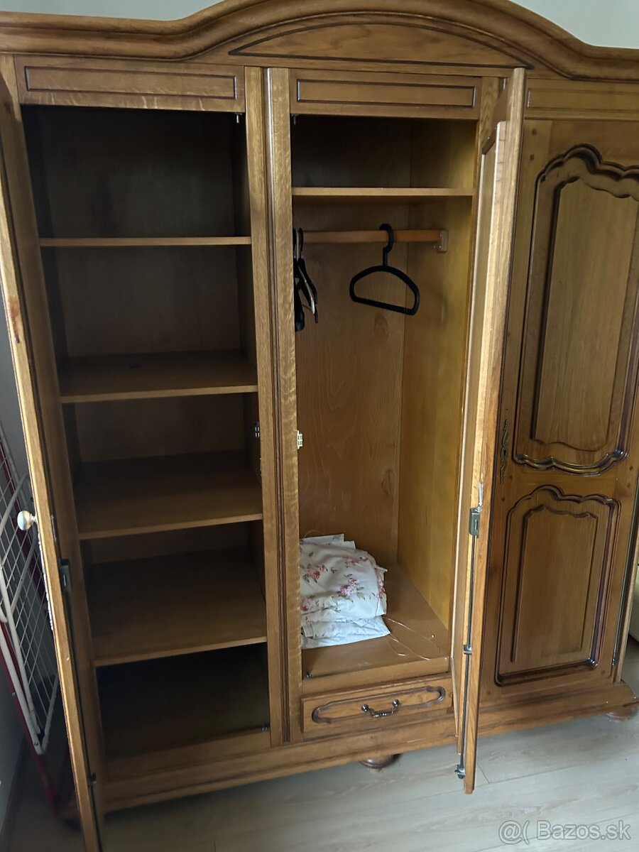 Krásne mohutne skrine - 2