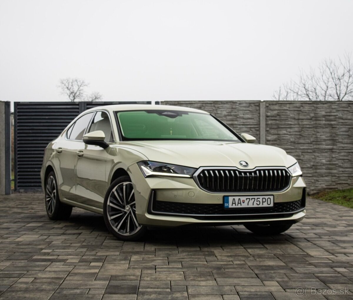 Škoda Superb 2.0 TDI SCR L&K DSG - 2