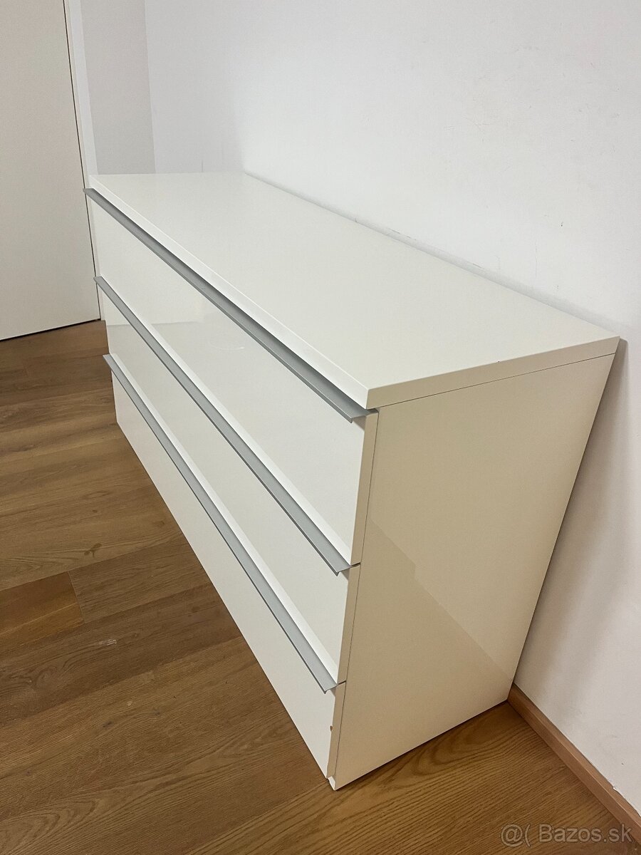Biela lesklá komoda - 2