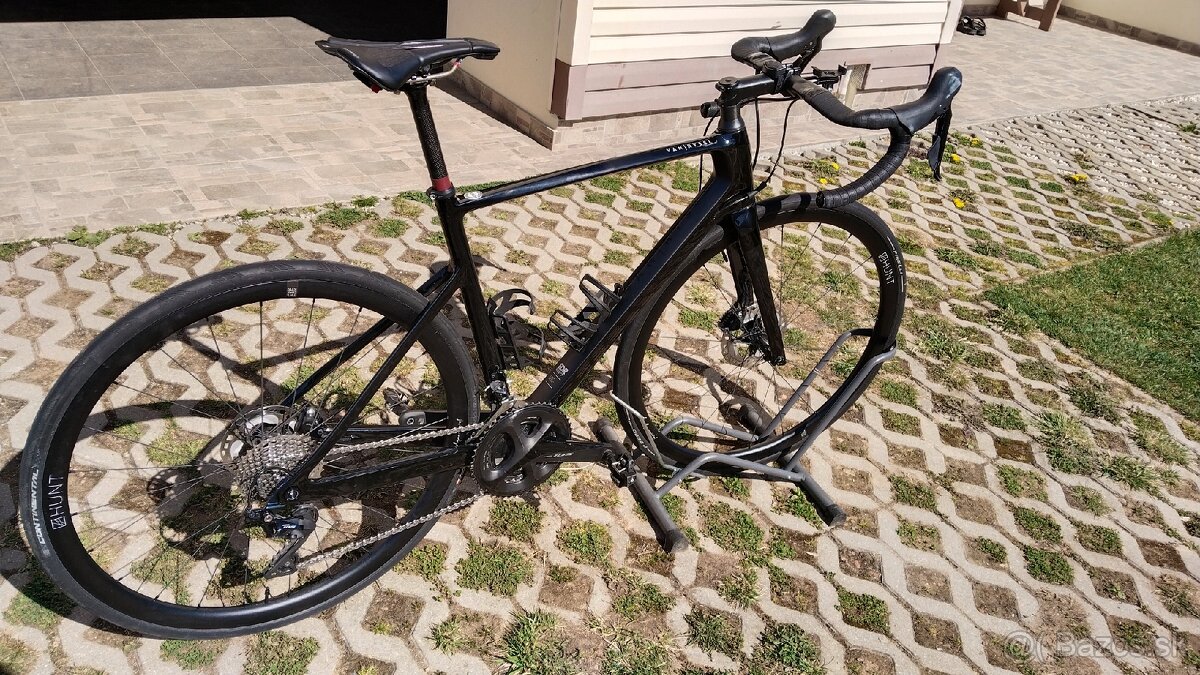 Cestný karbónový bicykel - 2