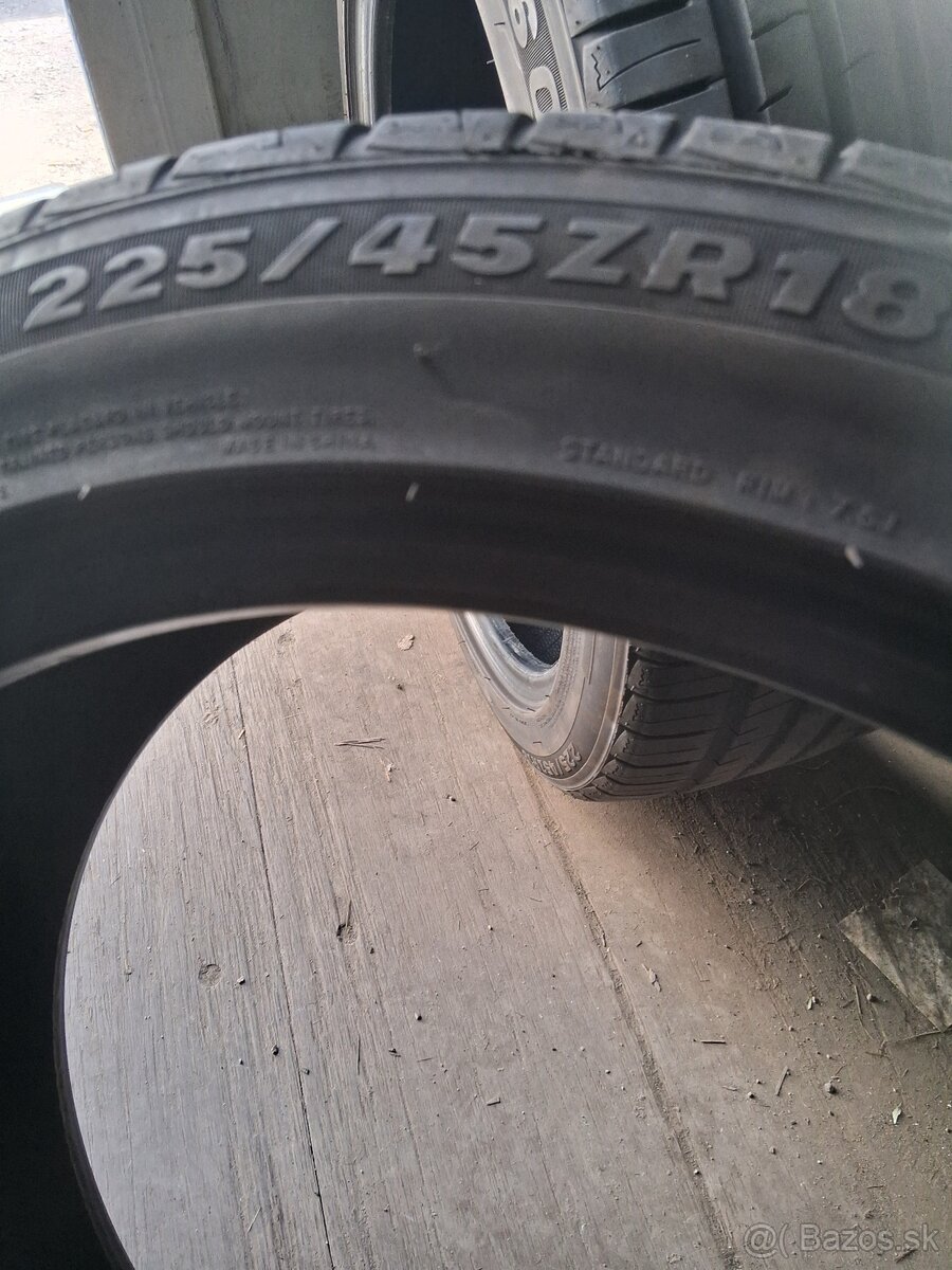 letné pneumatiky 225/45 R18 - 2