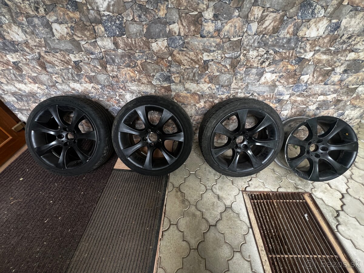 Bmw styling 124 R18 - 2