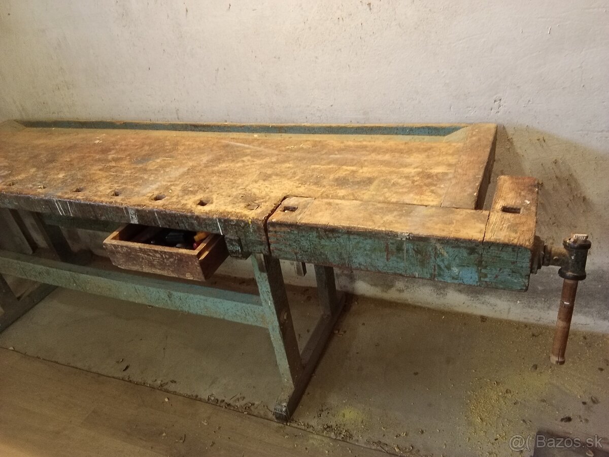 Hoblica, stolársky ponk - 2