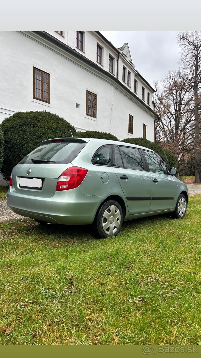 Škoda Fabia r.v.2011 51KW 153000KM - 2