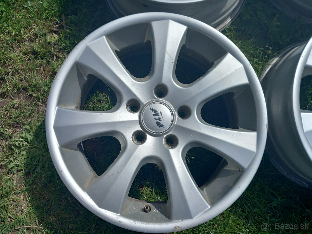 5x120 R17 ET 45 - - 2