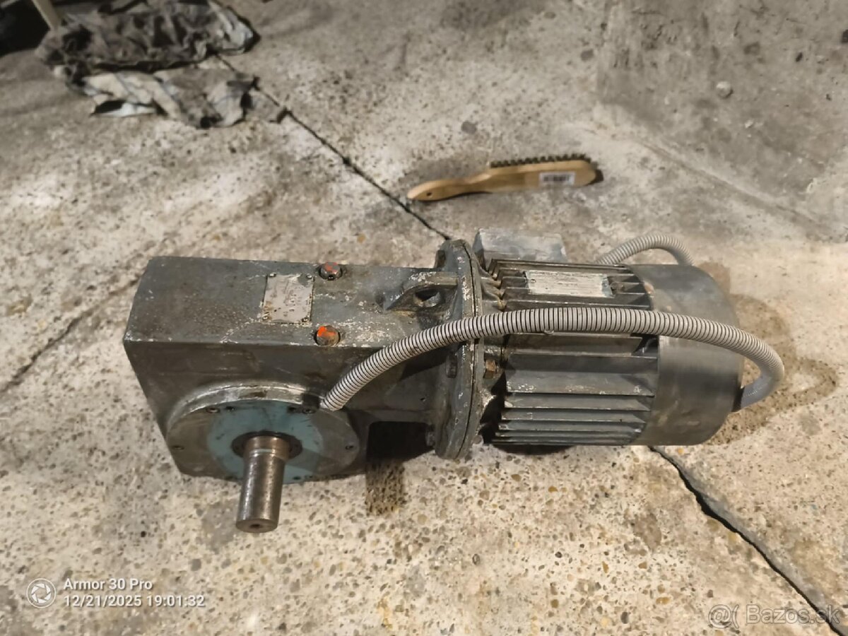 Elektromotory s prevodovkou - 2