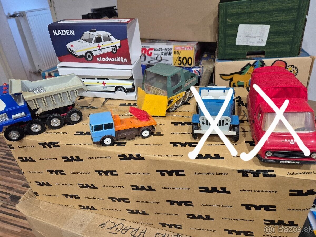 Predam 35e kus ites kdn stare hracky - 2